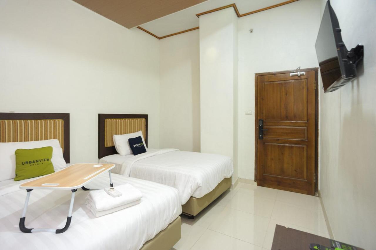 Urbanview Hotel Jib Bandar Lampung By Reddoorz Екстер'єр фото