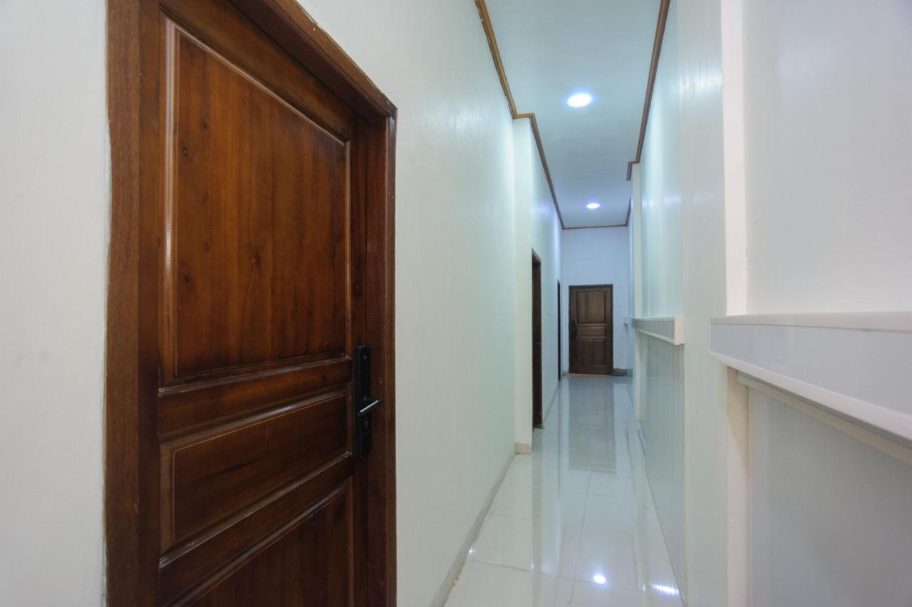 Urbanview Hotel Jib Bandar Lampung By Reddoorz Екстер'єр фото